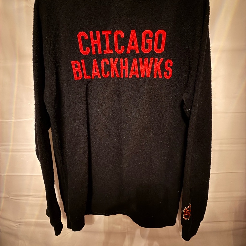 Chicago Blackhawks Red and Black Crewneck Sweater